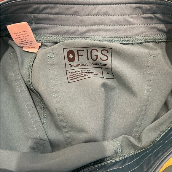 Women’s FIGS Marine Scrub Set Size Small - Picture 6 of 6